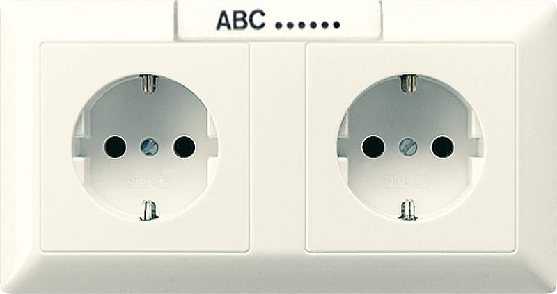 Jung Kanal-SCHUKO-Steckdose AS 1522 NA