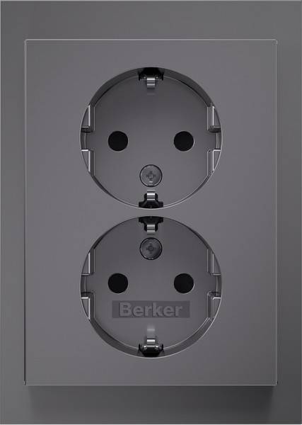 Berker Doppelsteckdose SCHUKO 47597004