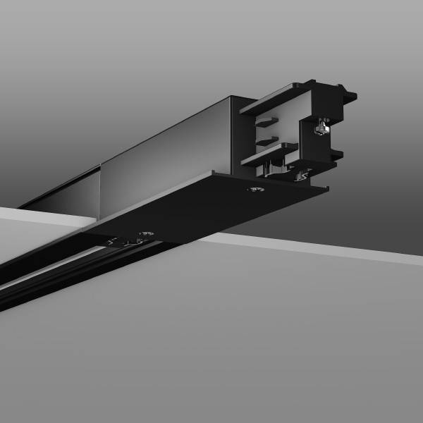 Nahaufnahme einer schwarzen eingelassenen Schienenstrahler-Schiene, die an der Decke montiert ist, mit Stecker und Montagehardware.