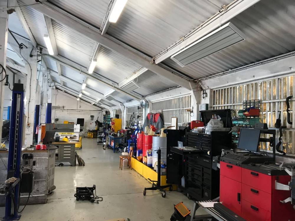 Etherma Deckenstrahler EEZ-1200