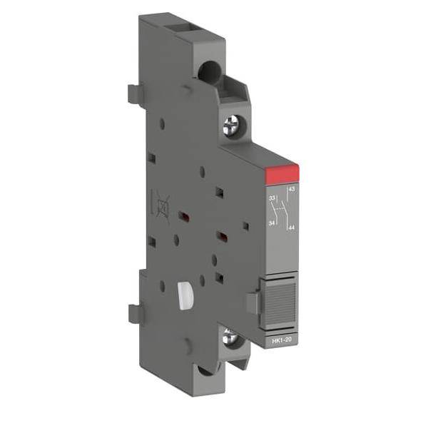 Ein schwarzer Leistungsschalter mit einem roten Schalter, versehen mit technischen Markierungen und Indikatoren. Geeignet für den Einsatz in elektrischen Anwendungen.