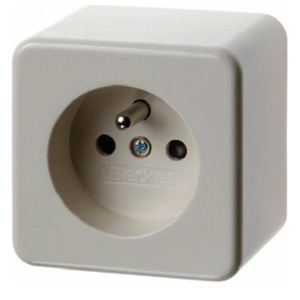 Berker Steckdose ws 67600640