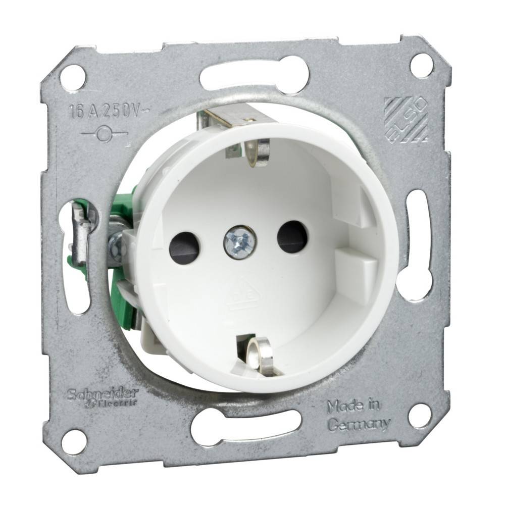 Schneider Electric Steckdose, Typ F, bemessen 16A 250V, mit Metallbefestigungshalterung, gekennzeichnet mit 'Made in Germany'.