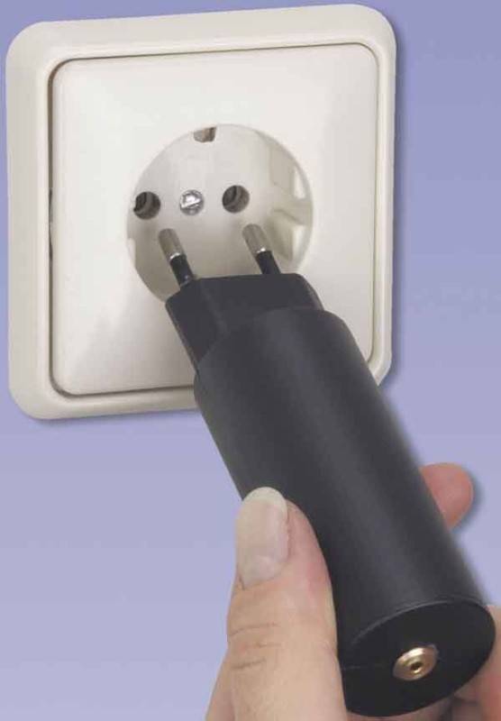 AccuLux Autoladestecker 12V sw 422870