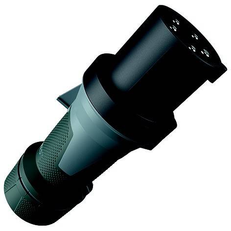Schwarze und blaugrüne zylindrische Taschenlampe oder tragbares Licht in Diagonallage auf weißem Hintergrund.