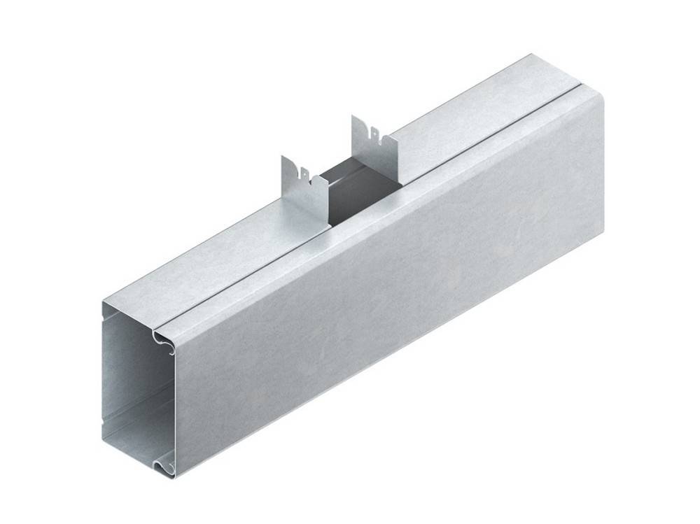 Silberner rechteckiger Metallkanalverbinder mit einem zentralen Schlitz und zwei Befestigungslaschen oben, gezeigt auf weißem Hintergrund