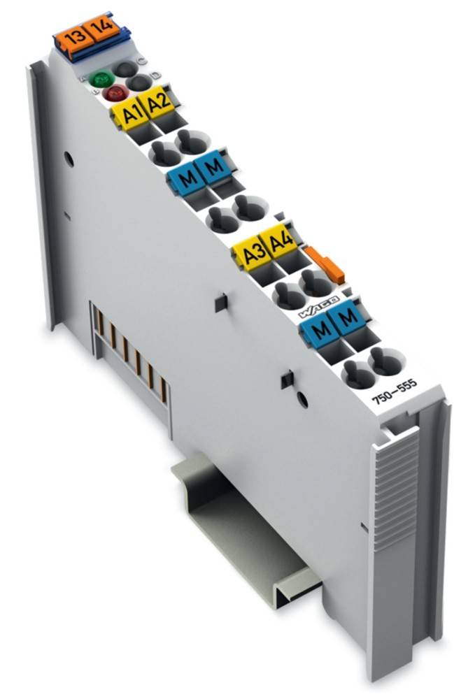 Nahaufnahme eines elektronischen Moduls mit beschrifteten Anschlüssen 'M', 'A3', 'A4', das für die Verkabelung in Automatisierungs- oder Steuerungssystemen verwendet wird.