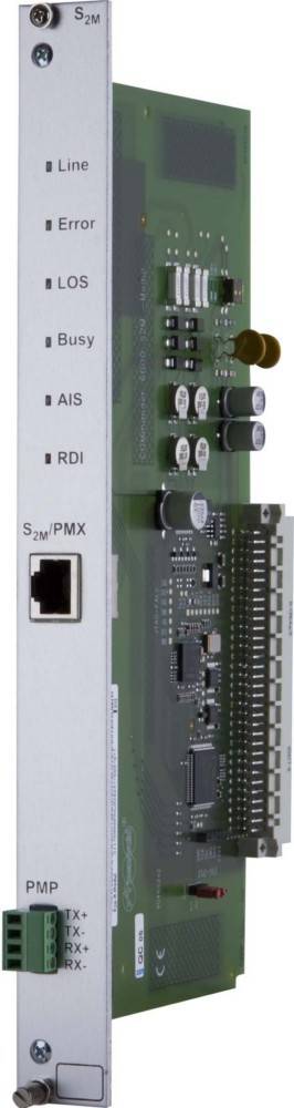 Nahaufnahme einer elektronischen Leiterplatte mit einem beschrifteten Anschluss 'S2M/PMX' und dem Text 'RDI' daneben, auf der verschiedene elektronische Bauteile zu sehen sind.