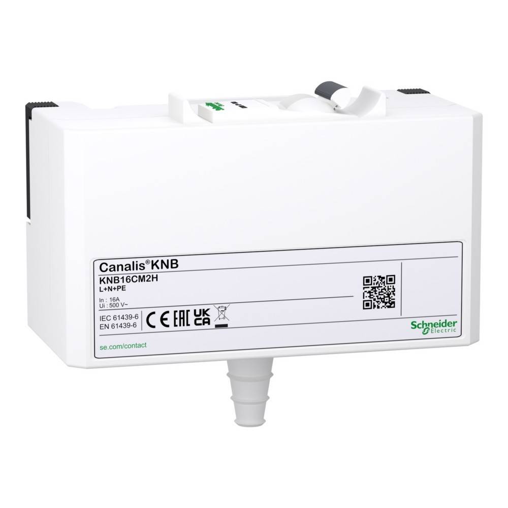 Schneider Electric Canalis KNB Stromverteilungskasten mit Etikett, das Produktcodes KNB16CM2H, IEC-Konformität und QR-Code zeigt.