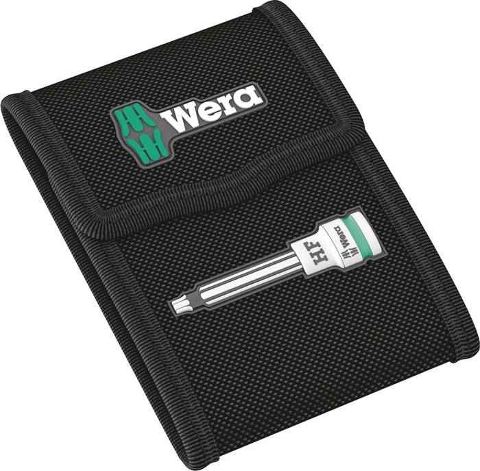Schwarze Wera Werkzeugtasche mit Logo, ausgestattet mit einem Sechskant-Bithalter an der Vorderseite.