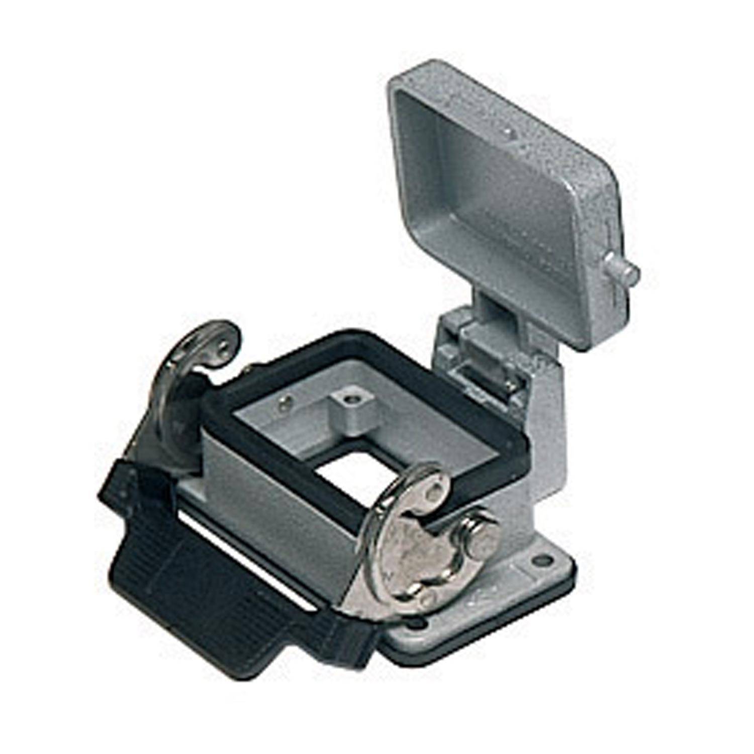Metallisches elektrisches Gehäuse mit einem Klappdeckel und Verschluss, geöffnet dargestellt, typischerweise verwendet zum Schutz von Leitungsverbindungen im Freien.