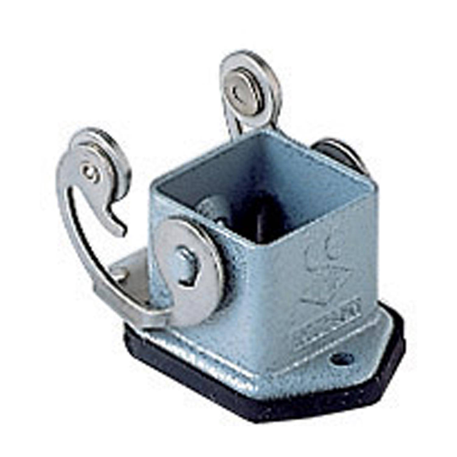 Ein Metallhaken für Präsentationszwecke mit quadratischer Basis, der zum Anbringen und Aufhängen von Einzelhandelsartikeln an Lamellenwänden oder Lochplatten entwickelt wurde.