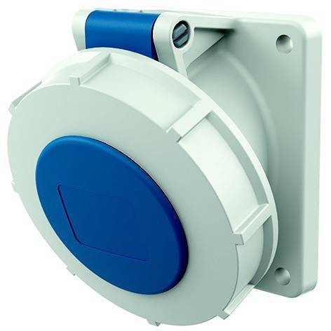 Blau-weißer industrieller Elektrostecker auf einer quadratischen Wandplatte montiert.