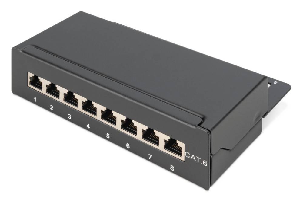 8-Port Cat6 Ethernet-Patchfeld mit nummerierten RJ45-Anschlüssen 1–8 und Befestigungshalterung auf der rechten Seite.