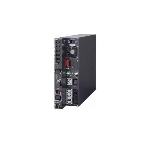 Eine schwarze elektronische Stromversorgungseinheit mit mehreren Anschlüssen und Steckdosen an ihrer Seite, die für technische oder Computerausrüstungsverbindungen verwendet wird.