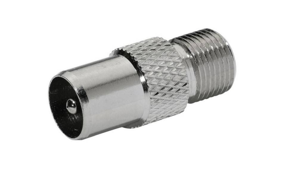 Metallischer koaxialer Adapter mit einem Gewinde-Steckerend und einem glattem Buchsenende auf weißem Hintergrund.