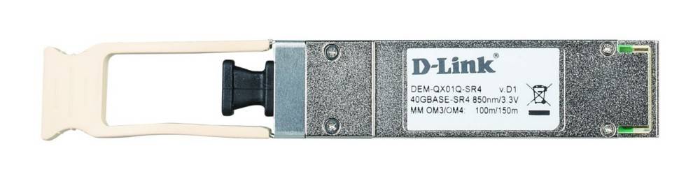 Nahaufnahme eines Metall-Optical-Transceivers, beschriftet mit 'D-LINK DEM-QX01', entwickelt für die 40-GB-Datenübertragung durch ein Glasfasernetzwerk.