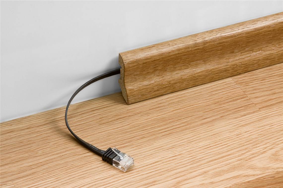 goobay Flach Patchkabel Cat 5e U/UTP weiß 20 m