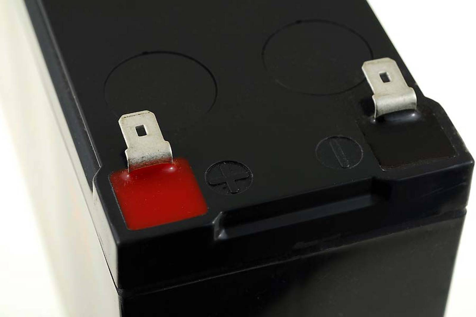 CSB Hochstrom Bleiakku HR1234WF2 passend für APC Back-UPS BE550G 12V 9Ah, 12V, Lead-Acid