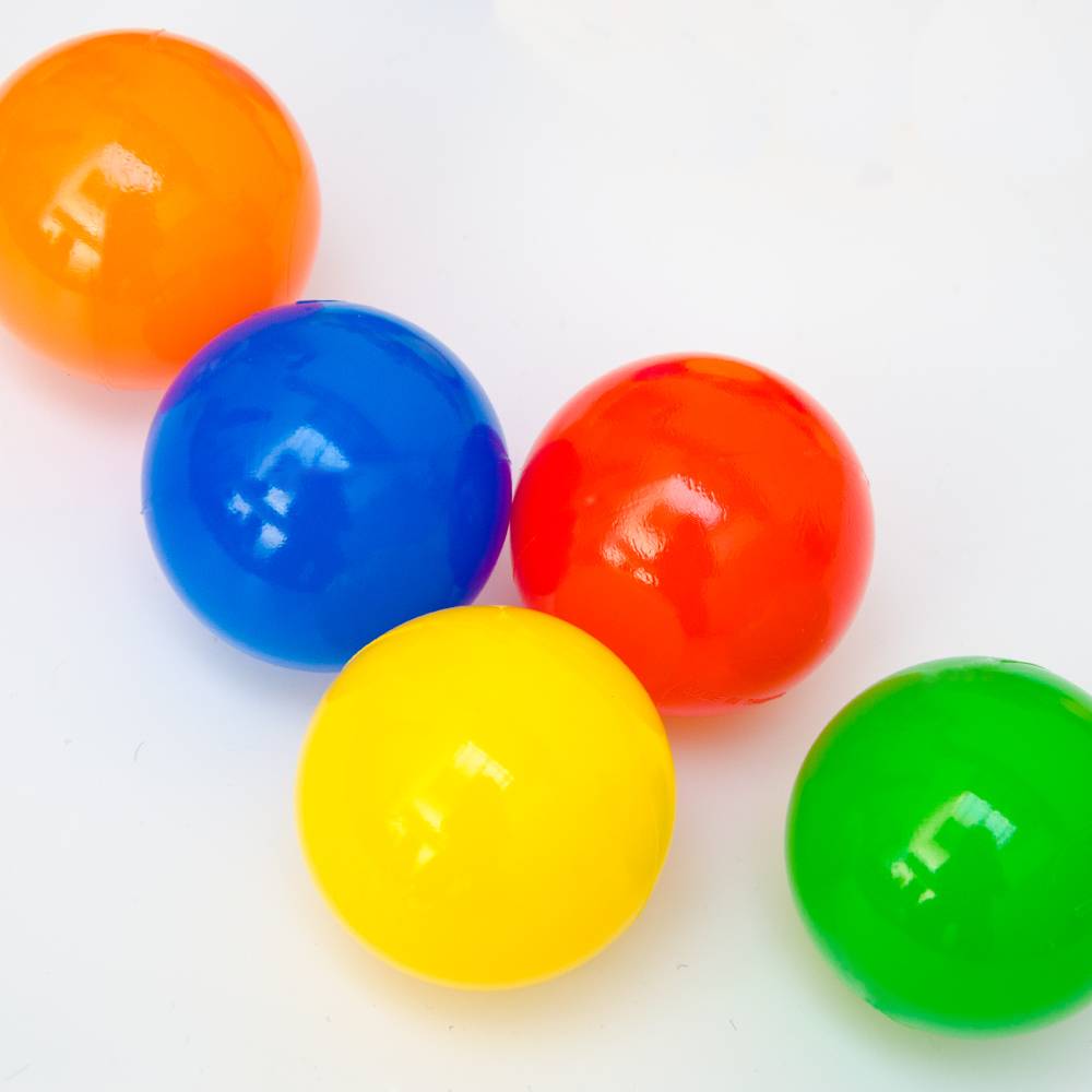 1200 bunte Bälle für Bällebad 5,5cm Babybälle Plastikbälle Baby Spielbälle