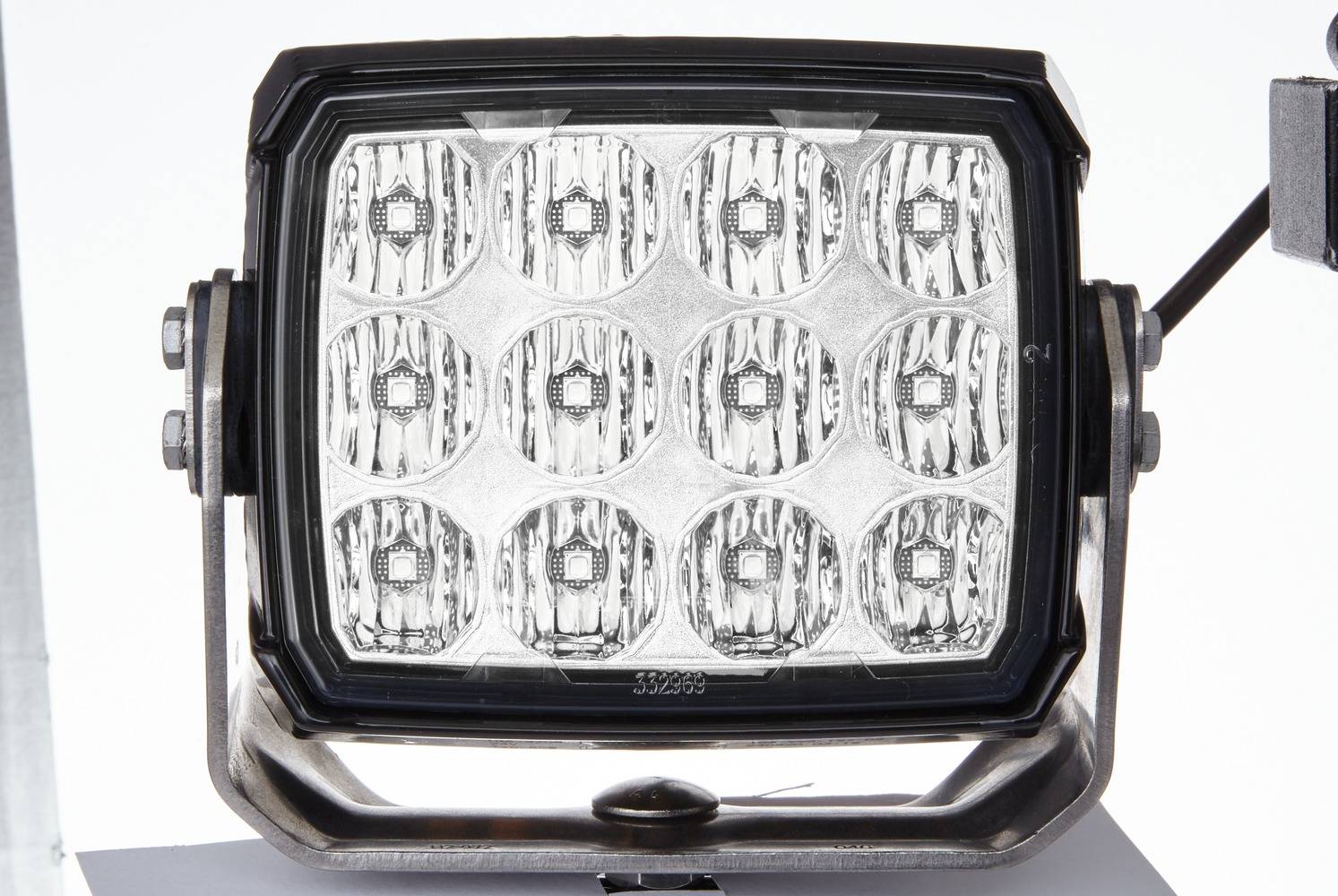 HELLA 1GA 996 197-021 LED-Arbeitsscheinwerfer - RokLume 380 - 24V - 7500lm - Anbau/Bügelbefestigung