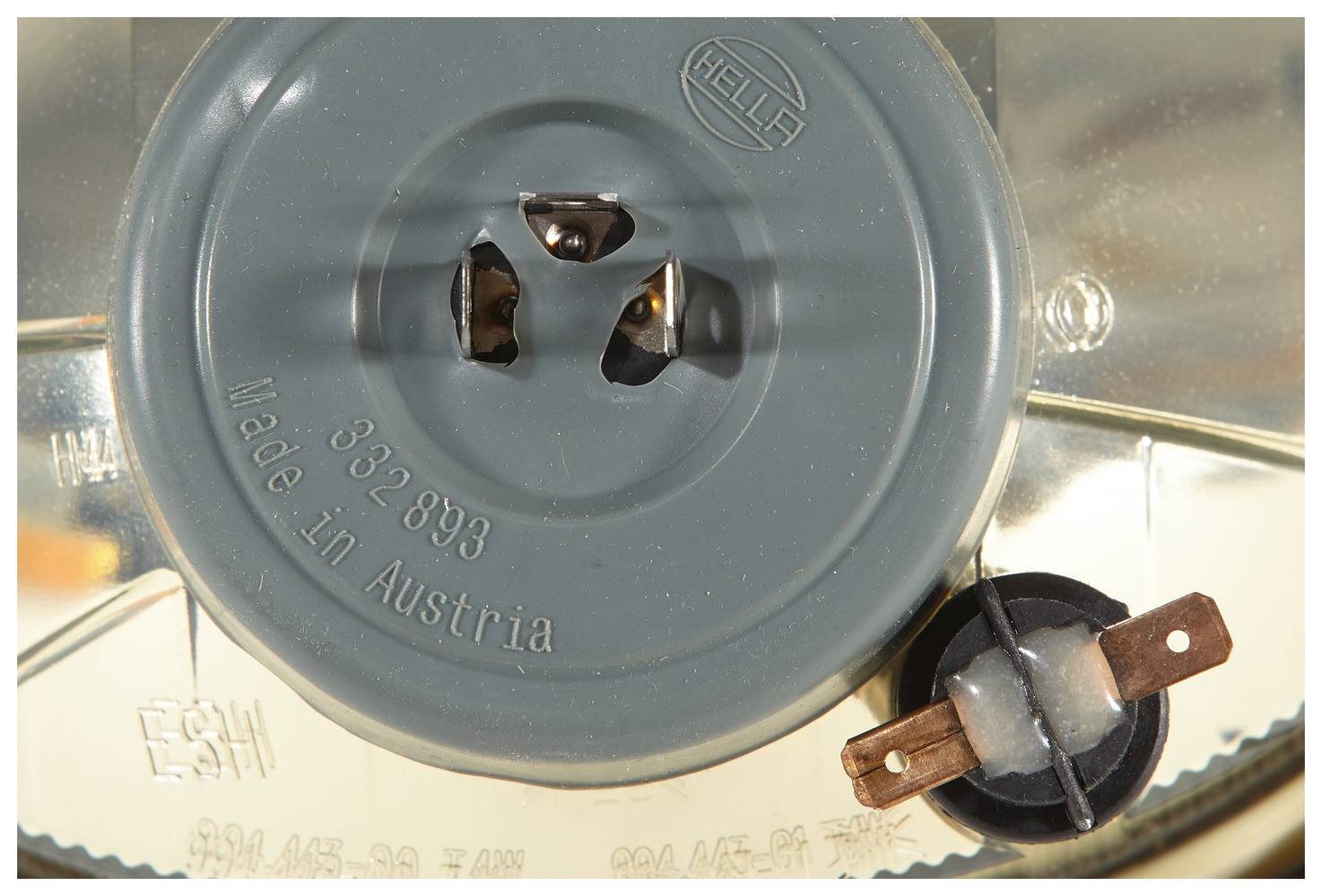 HELLA 1AB 996 157-091 Halogen-Hauptscheinwerfer - Oval 120 - 12V - oval - Referenzzahl: 12.5 - Einba