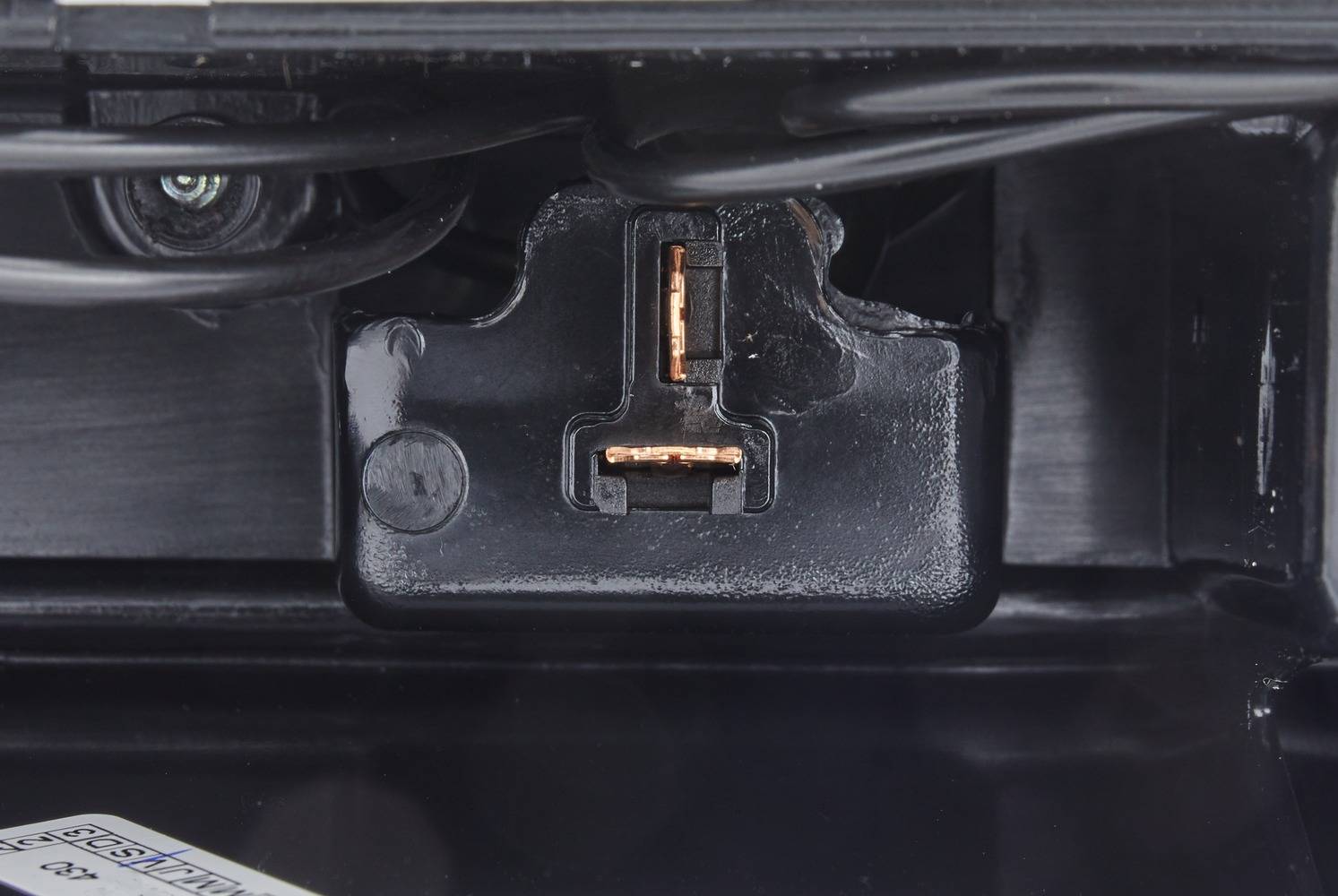 HELLA 2KA 004 525-001 Kennzeichenleuchte - Anbau - Kabel: 175/205mm - Stecker: Flachstecker - links/