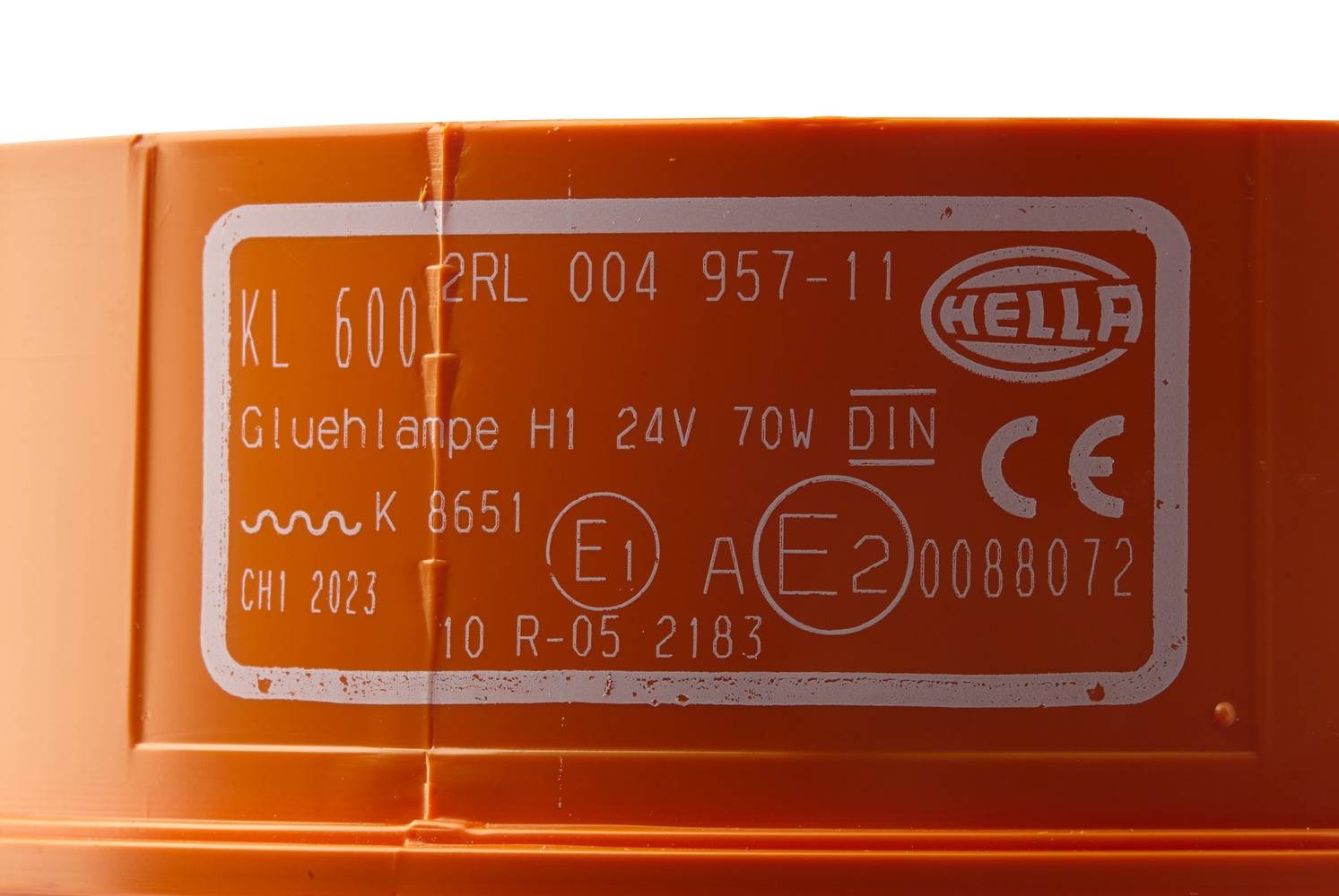 HELLA 2RL 004 957-111 Halogen-Rundumkennleuchte - KL 700 - 24V - gelb - rund - Rohrstutzen - gelb