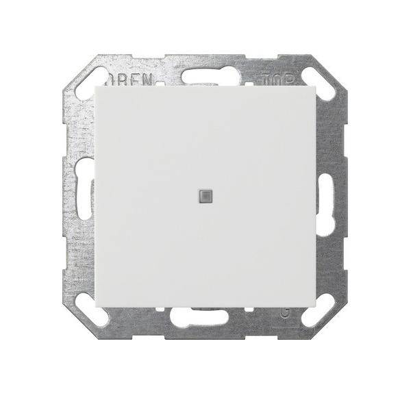 Eine weiße quadratische Wandschalterblende mit einem kleinen zentralen Knopf, montiert auf einem rechteckigen Metallrahmen.