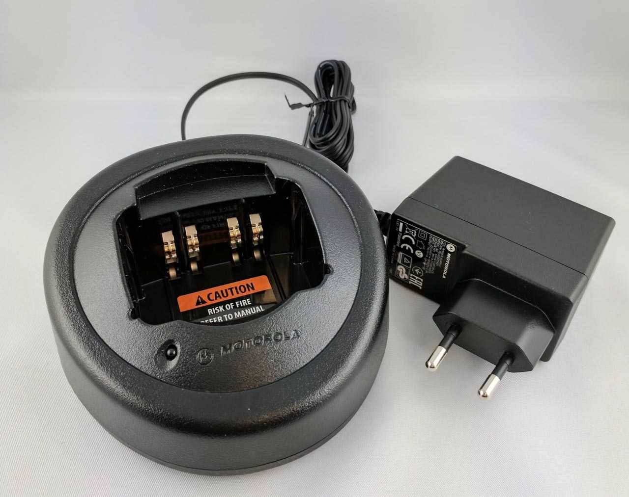 Einzelladegerät mit Tischhalterung mit Netzteil EURO Stecker PMLN5196B