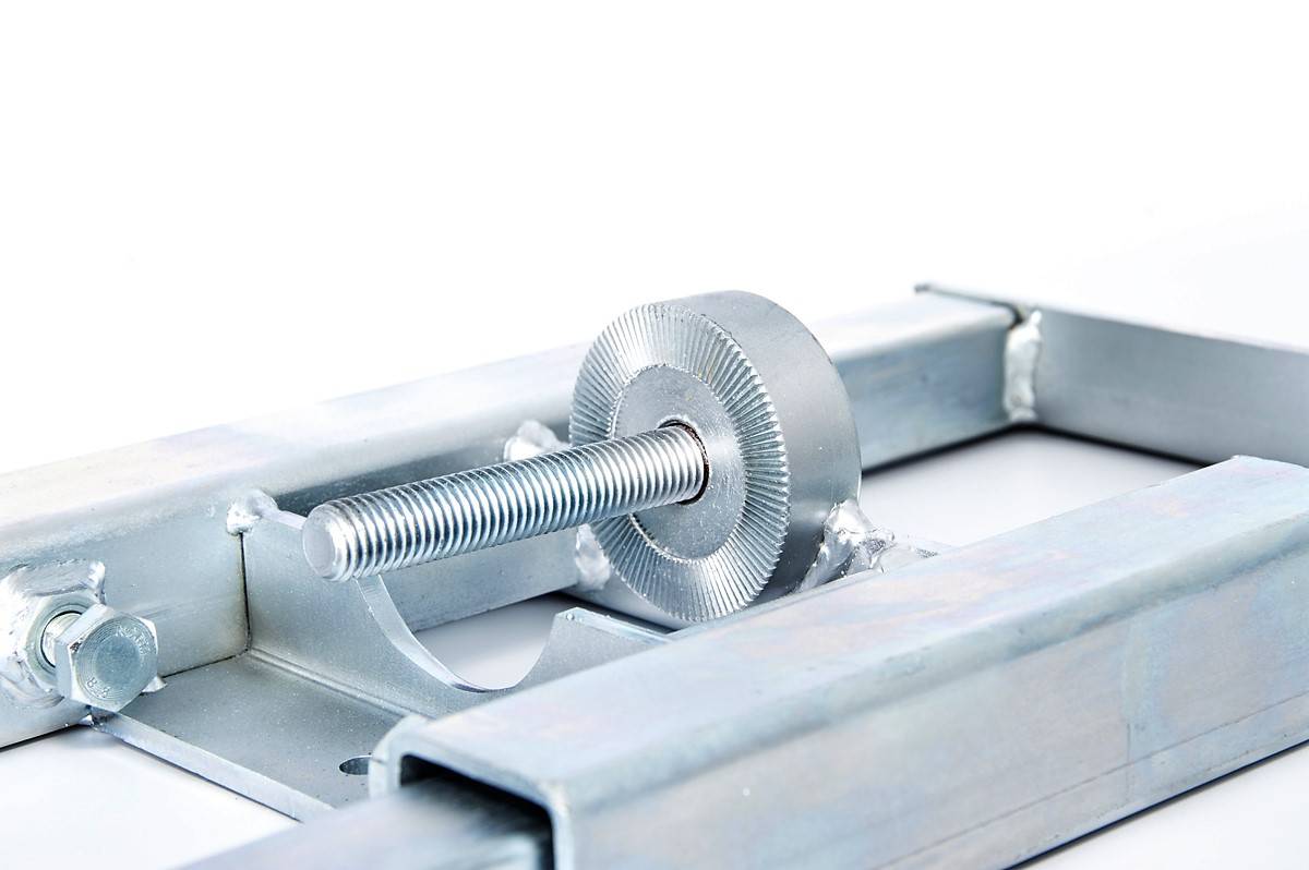 PremiumX DELUXE X90-48 Dachsparrenhalter 90cm Mast Satellitenschüssel Sparrenhalter feuerverzinkt mit Kabel-Durchführung inkl. Holz-Schraubenset SAT