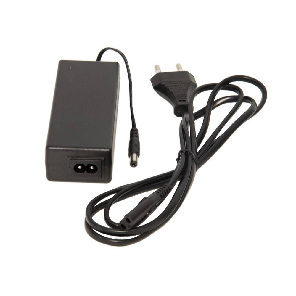 SkyRevolt Multischalter 17/8 Set 4x Quattro LNB 40x F-Stecker 4 SAT für 8 Anschlüsse Satverteiler Digital HDTV FullHD 4K UHD 8K