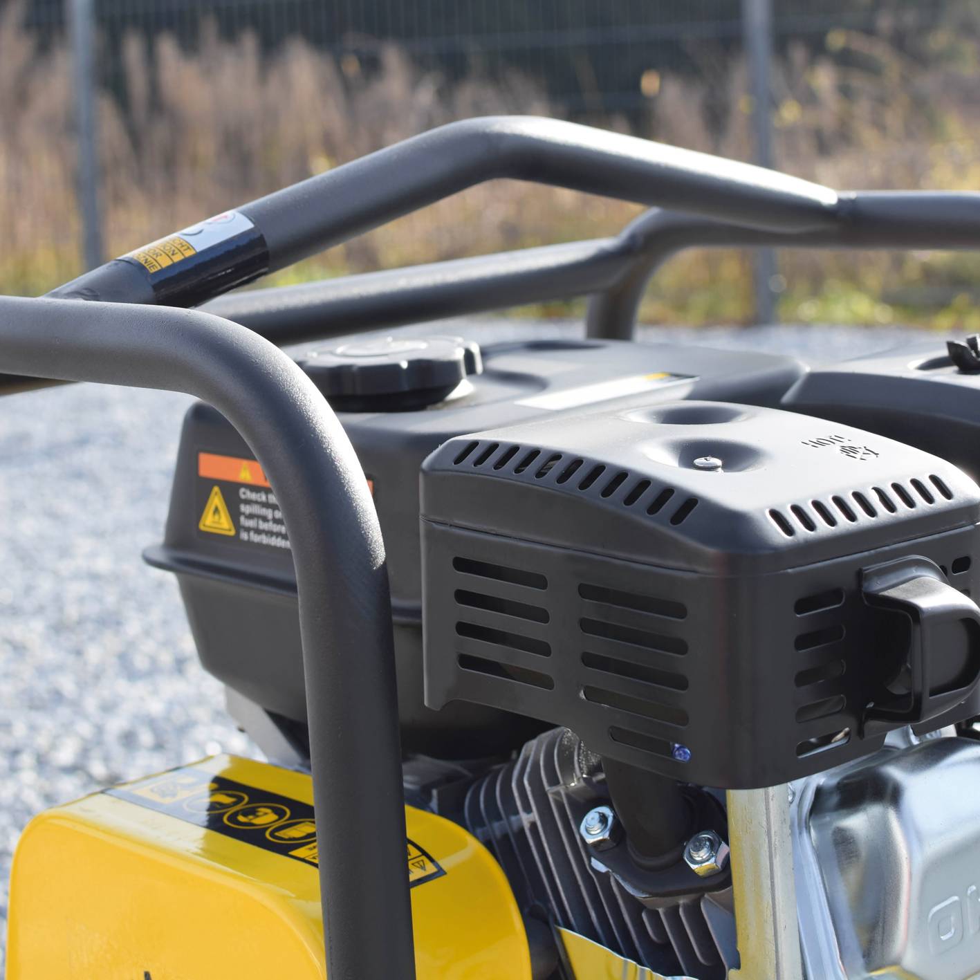 BAMATO Rüttelplatte R-100 mit Gummimatte &amp Zubehörkit