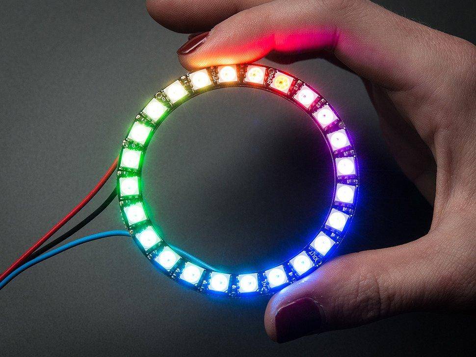 Adafruit NeoPixel Ring - 24 x 5050 RGB LED mit integrierten Treibern