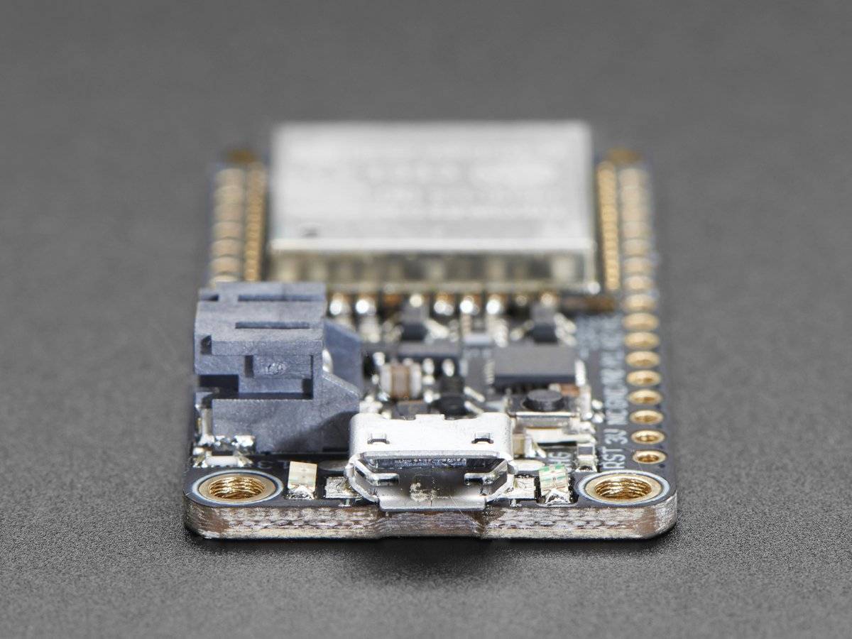 Adafruit Wireless HUZZAH32 - ESP32 WROOM32 Feather Board Arduino IDE