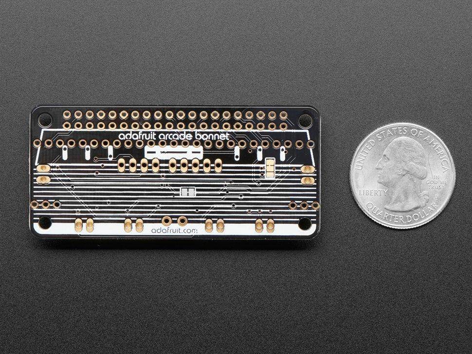 Eine kleine Leiterplatte mit der Aufschrift 