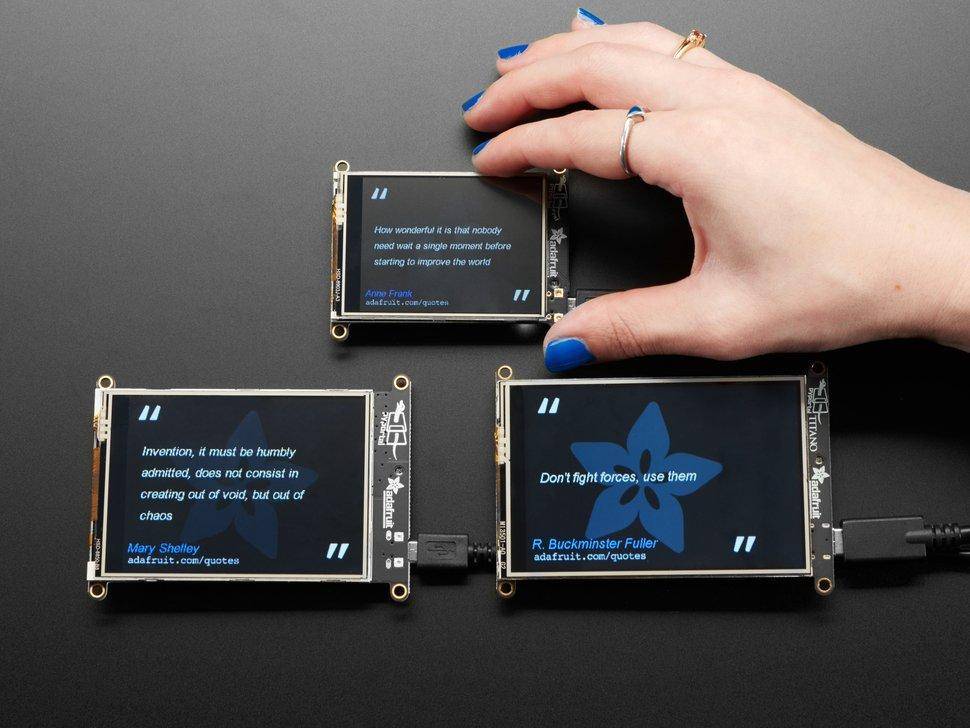 Adafruit PyPortal Pynt - CircuitPython Powered Internet Display