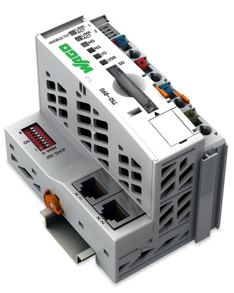 Ein programmierbarer Logikcontroller (SPS-Modul) mit mehreren Ethernet-Anschlüssen, gekennzeichnet mit 'WAGO', und verschiedenen Anschlussklemmen.
