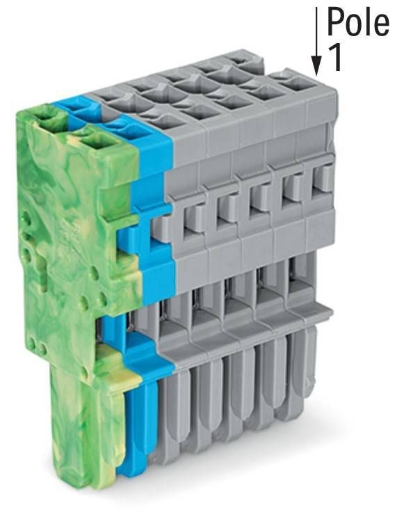 Ein kleines, vertikal gestapeltes Spielzeugblockgebäude, bestehend aus grünen, blauen und grauen ineinandergreifenden Bausteinen.