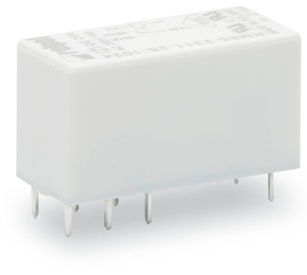 Ein kleines weißes elektronisches Relais mit mehreren Pins an der Unterseite, das zum Schalten von Stromkreisen in elektrischen Geräten verwendet wird.