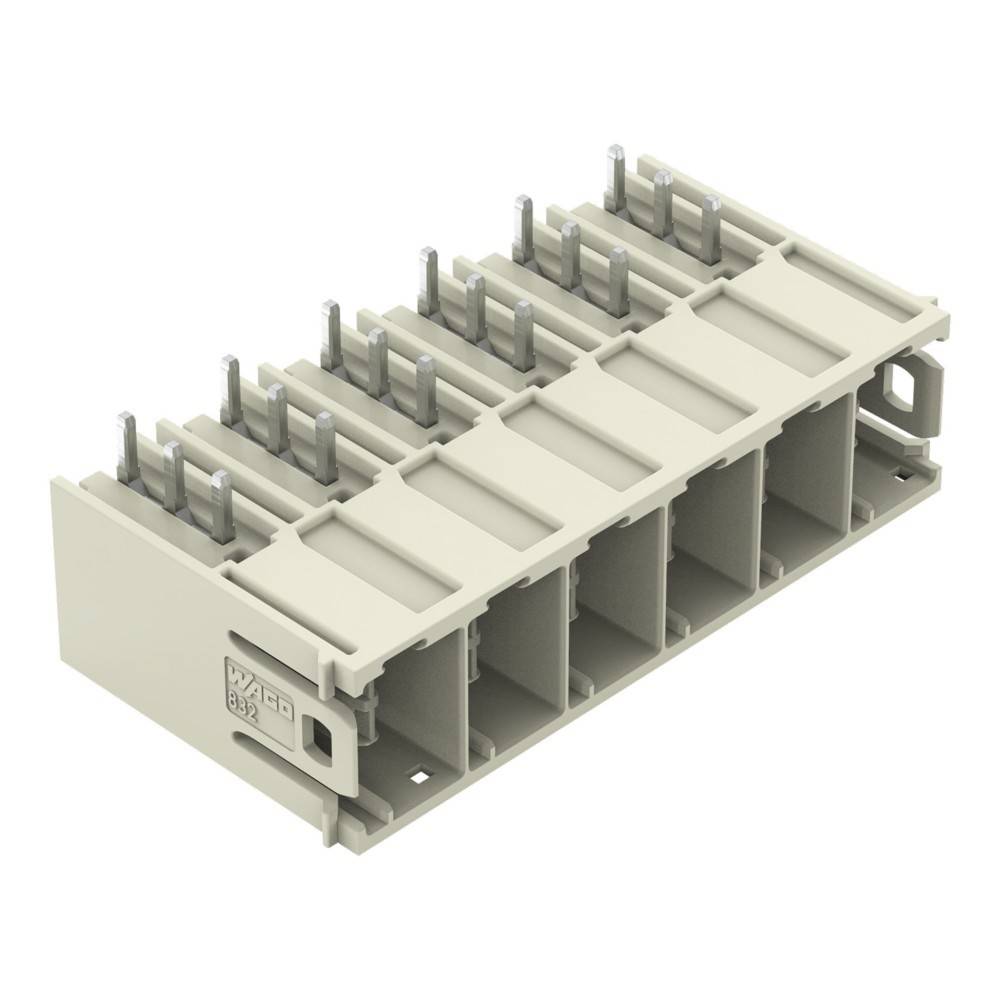 Ein sechsslotiger beiger Elektro-Anschlussblock mit Metallstiften für Drahtverbindungen. Das Produkt ist für elektrische Installationen konzipiert.