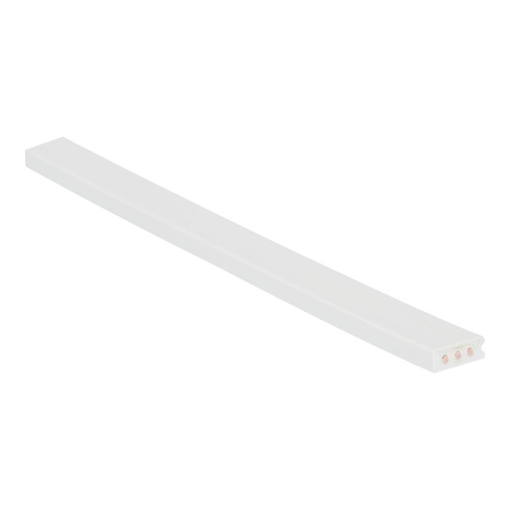 Eine lange, rechteckige LED-Lichtleiste mit Anschlüssen an einem Ende, die auf einem schlichten weißen Hintergrund gezeigt wird und für Beleuchtungslösungen geeignet ist.