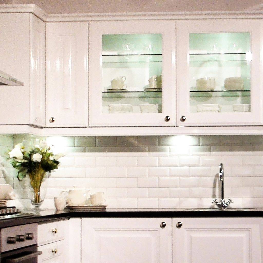 4 LED Clips RGB Glasboden-Beleuchtung Glaskantenlichter Leuchten Vitrine Schrank