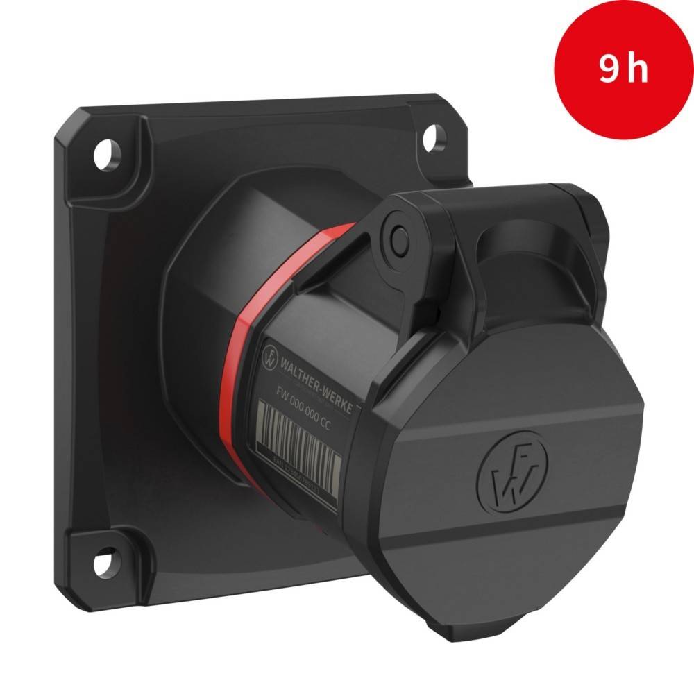 Ein schwarzer und roter elektrischer Anschluss mit einer kreisförmigen Gestalt, montiert auf einer quadratischen Basis, beschriftet mit '9h' in einem roten Kreis.