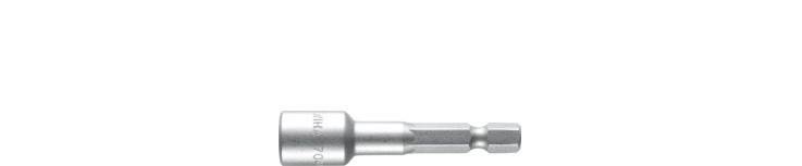 Ein Chrombuchsen-Adapter oder Verlängerungsbit, horizontal auf weißem Hintergrund dargestellt.