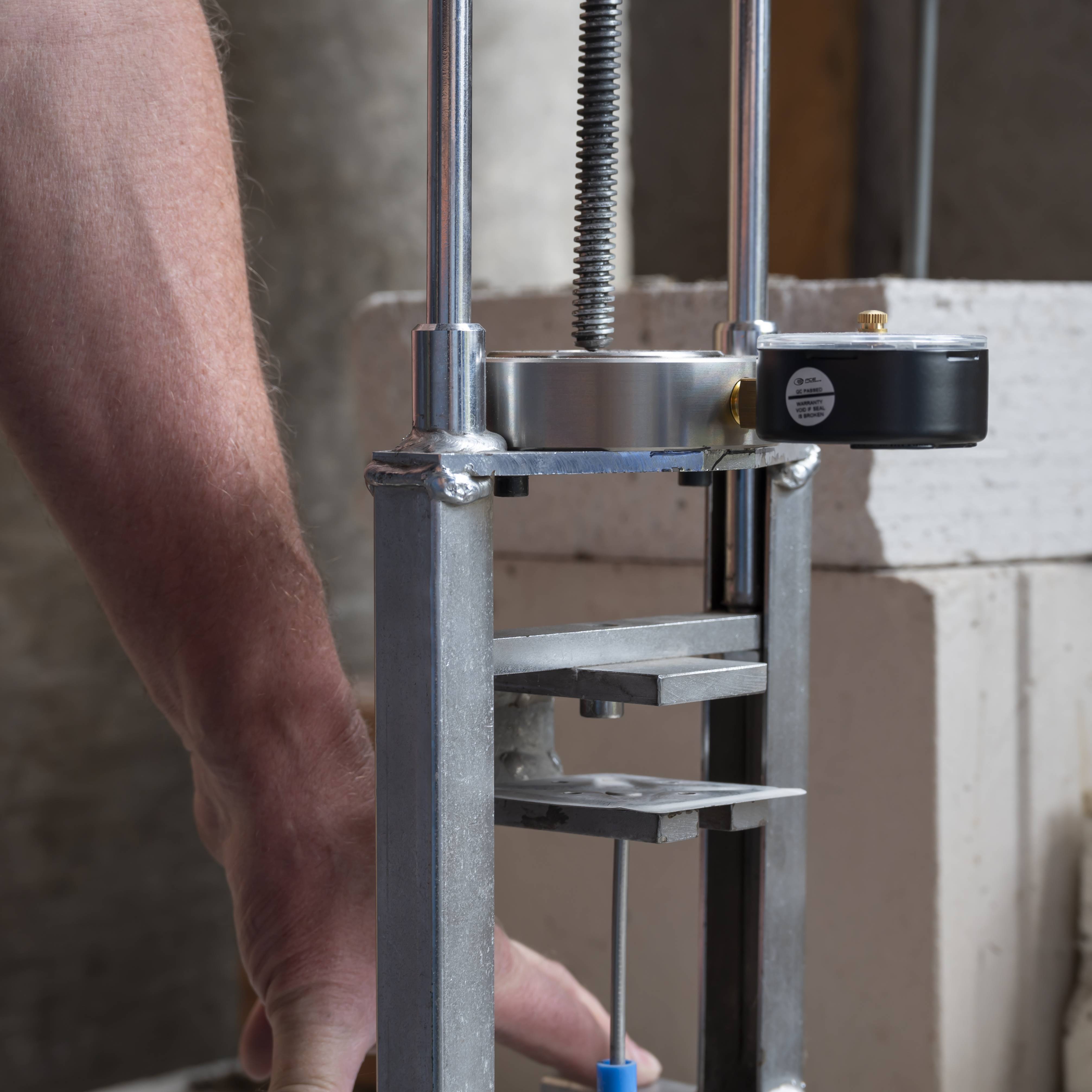 PCE Instruments PCE-HFG 2.5K-ICA Kraftaufnehmer inkl. ISO-Zertifikat|kompakt für kl. Bauräume|Schleppzeiger|Stahl|27 mm