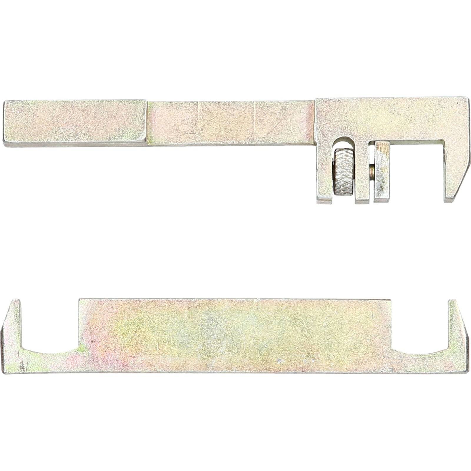 Zwei Metallfedern-Verschlussclips, separat auf weißem Hintergrund dargestellt, wahrscheinlich Hardware-Befestigungsteile.
