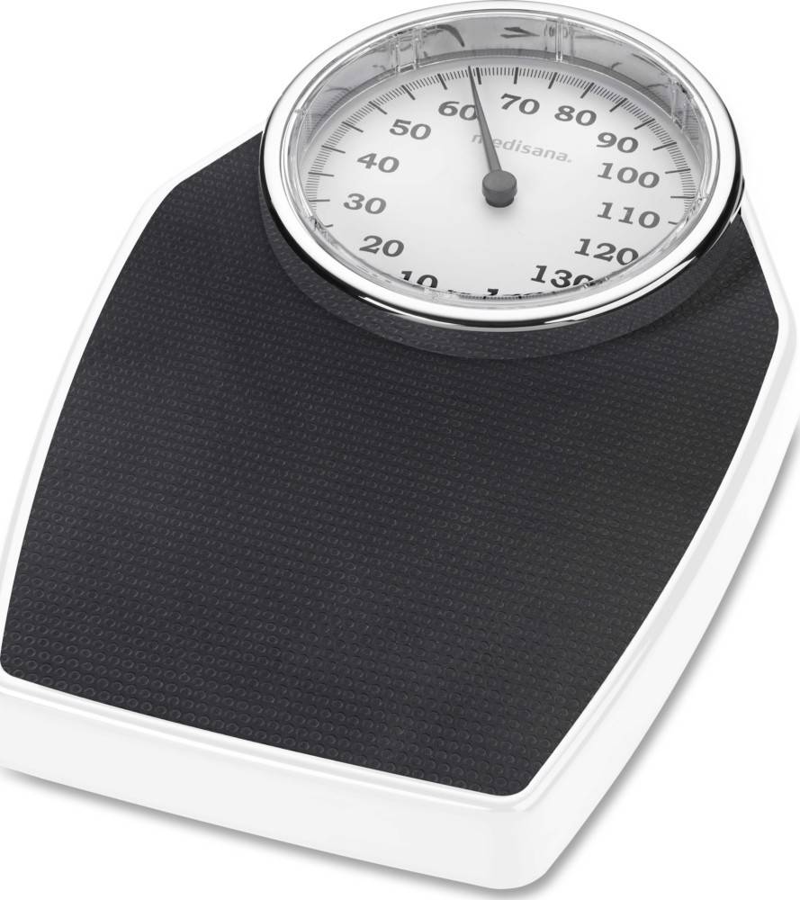 Eine schwarz-weiße analoge Badezimmerwaage, die ein Gewicht von ungefähr 70 Kilogramm anzeigt, mit einem runden Zifferblatt und deutlichen Markierungen.
