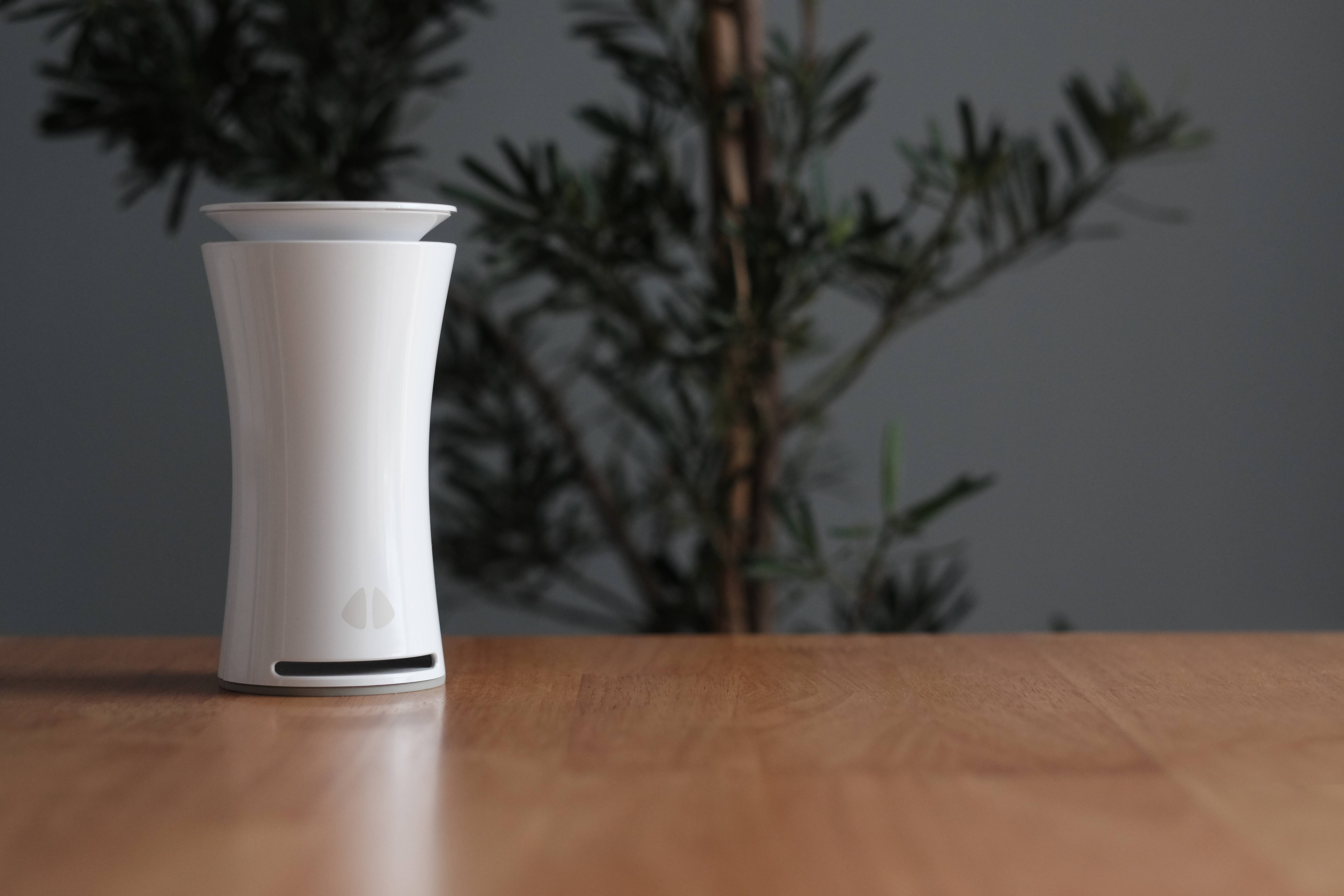 UHOO Smart Raumluftmessgerät für CO2 Feinstaub PM2.5 inkl. Virus Index über App