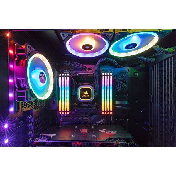 CORSAIR Vengeance RGB PRO - DDR4 - kit - 32 GB: 2 x 16 GB